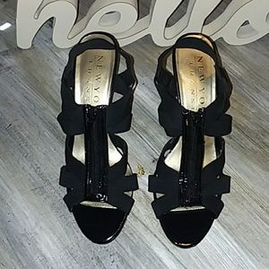 🌞Sexy Black "New York Transit" heels NWOT🌞